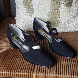 Ros Hommerson formal pumps, size 7 4A